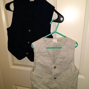 Twin vests size 7 gymboree